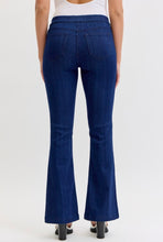 Load image into Gallery viewer, Cello Petite Flare Jeans Dark Wash